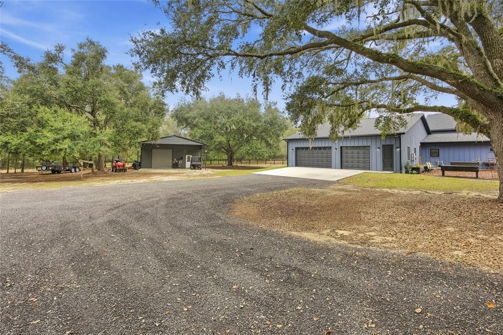 For Sale: $1,100,000 (4 beds, 3 baths, 3171 Square Feet)