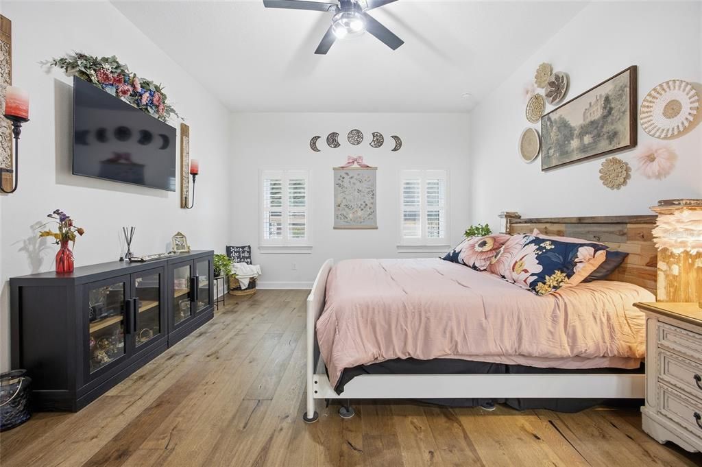 For Sale: $1,100,000 (4 beds, 3 baths, 3171 Square Feet)