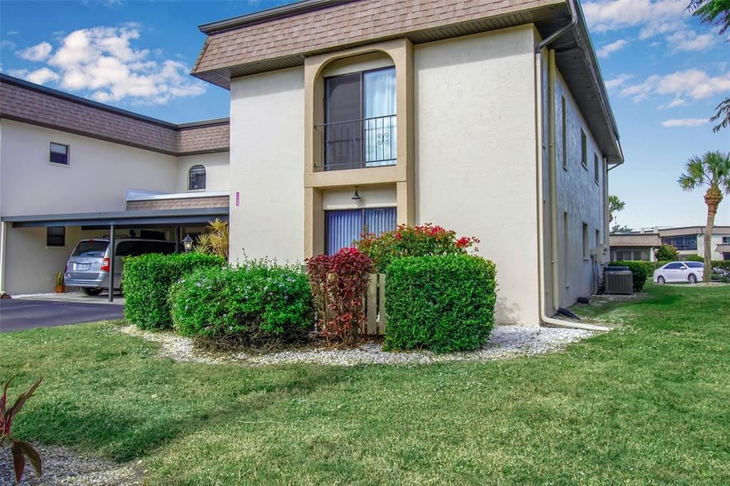 На продажу: $155,000 (2 спален, 2 ванн, 1222 Квадратных фут)