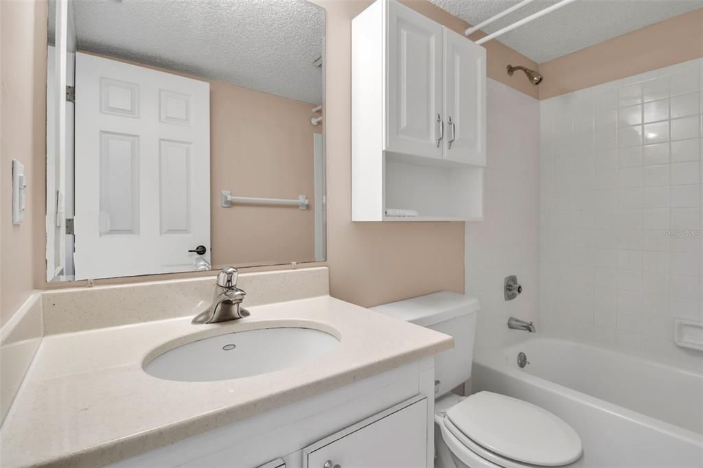 На продажу: $155,000 (2 спален, 2 ванн, 1222 Квадратных фут)