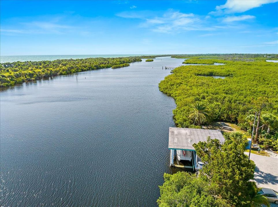 На продажу: $155,000 (2 спален, 2 ванн, 1222 Квадратных фут)