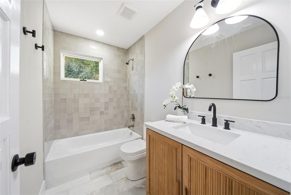 For Sale: $550,000 (4 beds, 2 baths, 2369 Square Feet)