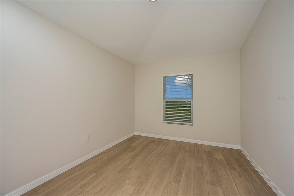 Active With Contract: $380,120 (4 beds, 3 baths, 2292 Square Feet)