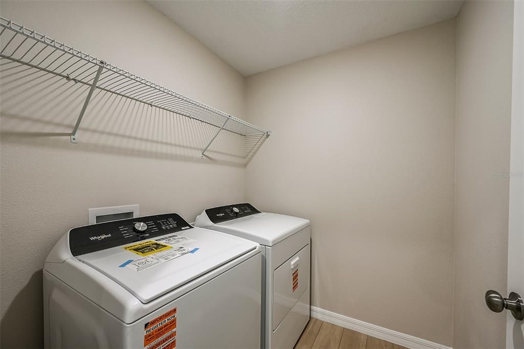 Active With Contract: $380,120 (4 beds, 3 baths, 2292 Square Feet)