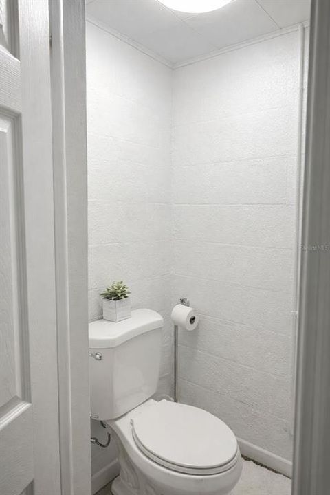 出租: $2,000 (3 贝兹, 2 浴室, 1068 平方英尺)