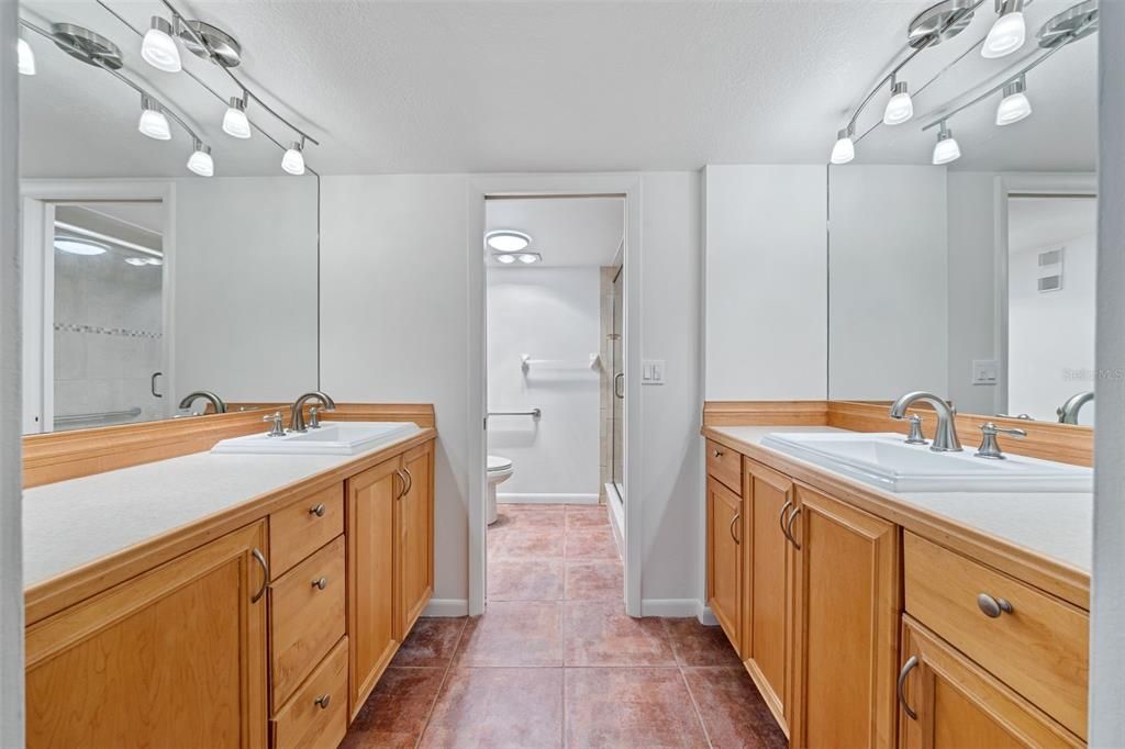 En Venta: $255,000 (2 camas, 2 baños, 1440 Pies cuadrados)