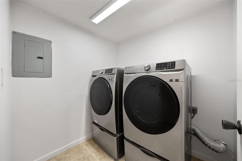 En Venta: $255,000 (2 camas, 2 baños, 1440 Pies cuadrados)