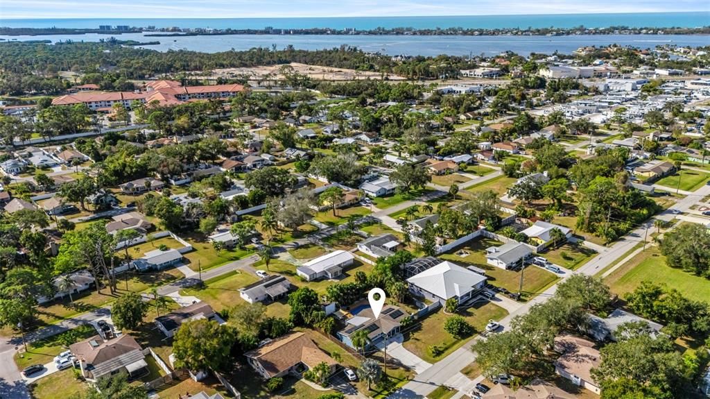 For Sale: $425,000 (2 beds, 2 baths, 1246 Square Feet)