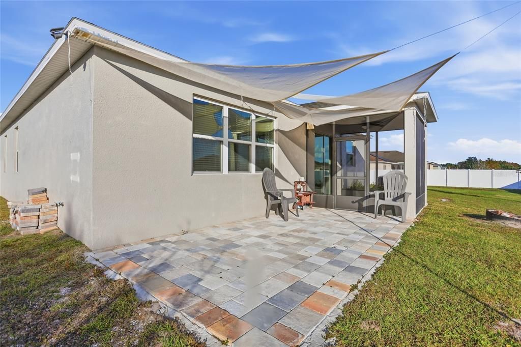 На продажу: $419,999 (3 спален, 2 ванн, 1894 Квадратных фут)