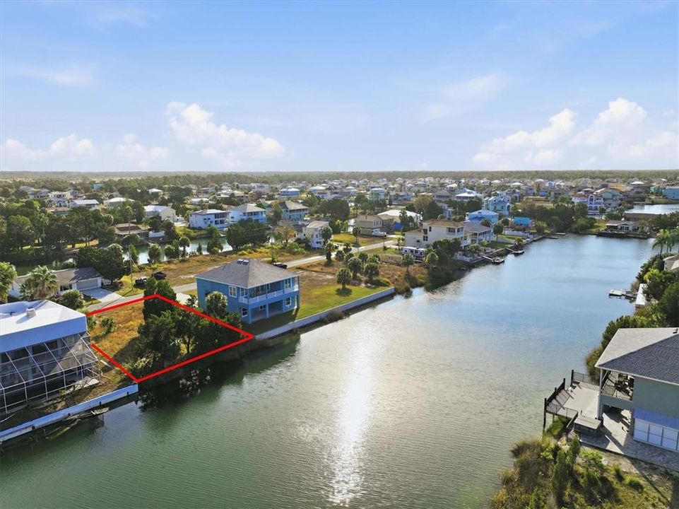 待售: $150,000 (0.16 acres)