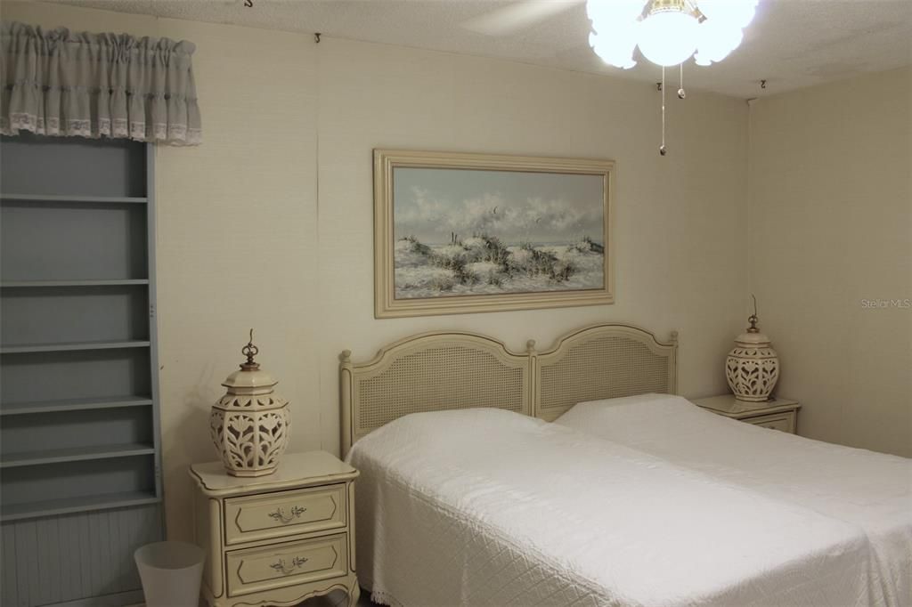 待售: $339,900 (2 贝兹, 2 浴室, 1794 平方英尺)