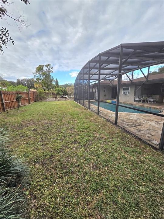 For Rent: $2,800 (4 beds, 2 baths, 2081 Square Feet)