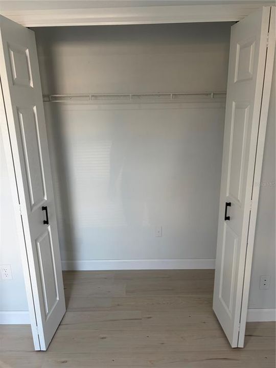 For Sale: $428,900 (3 beds, 2 baths, 1393 Square Feet)