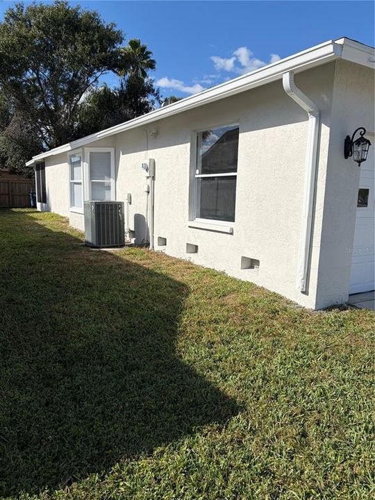 For Sale: $428,900 (3 beds, 2 baths, 1393 Square Feet)