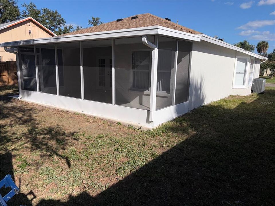 For Sale: $428,900 (3 beds, 2 baths, 1393 Square Feet)