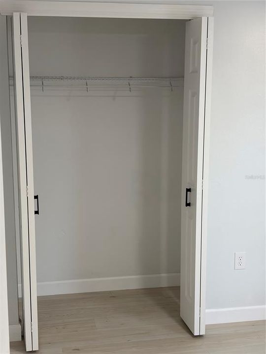 For Sale: $428,900 (3 beds, 2 baths, 1393 Square Feet)