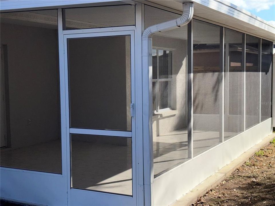 For Sale: $428,900 (3 beds, 2 baths, 1393 Square Feet)