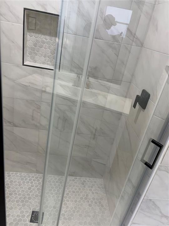 For Sale: $428,900 (3 beds, 2 baths, 1393 Square Feet)