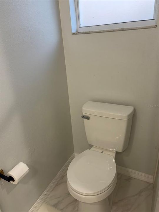 For Sale: $428,900 (3 beds, 2 baths, 1393 Square Feet)