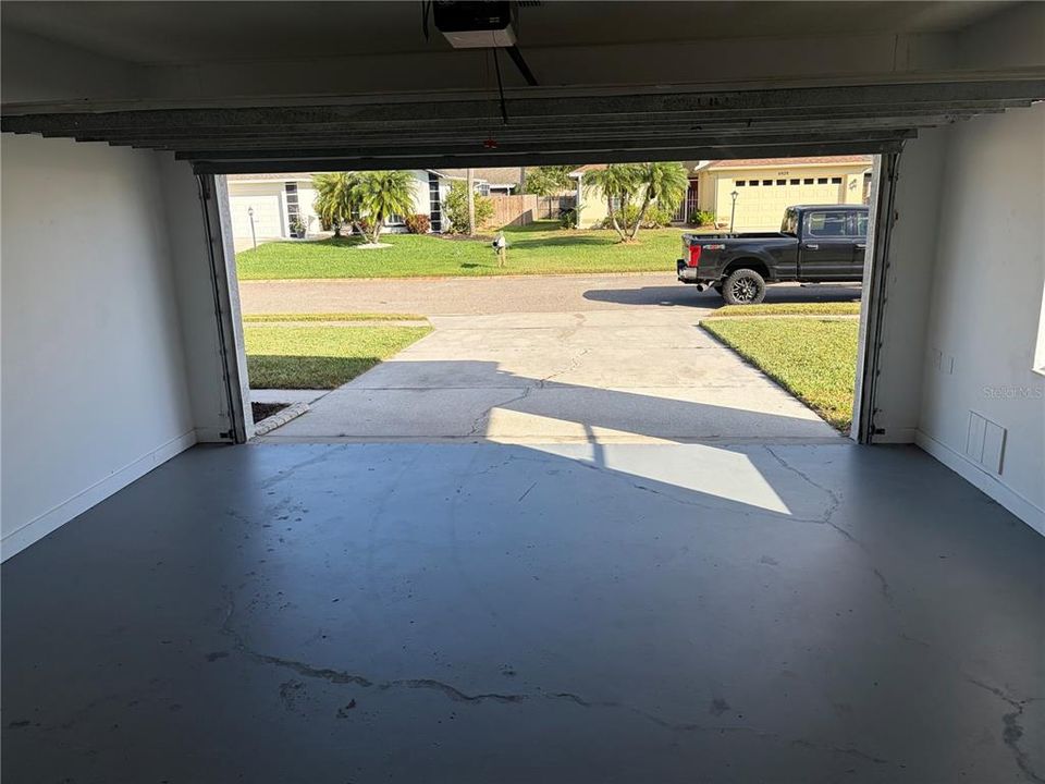 For Sale: $428,900 (3 beds, 2 baths, 1393 Square Feet)