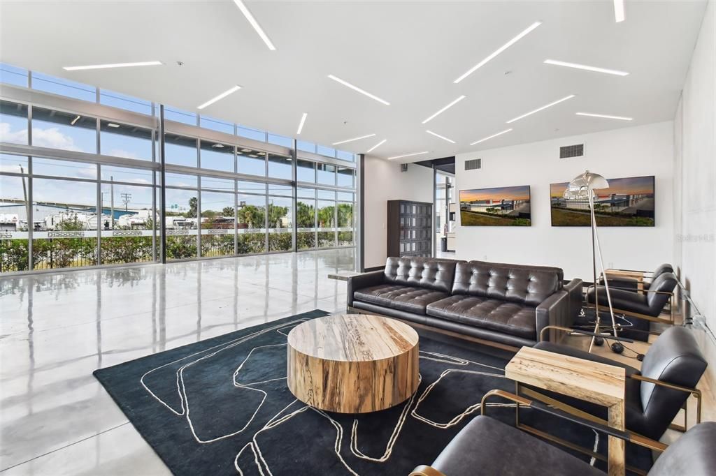 合同活跃: $435,000 (0 贝兹, 0 浴室, 1200 平方英尺)