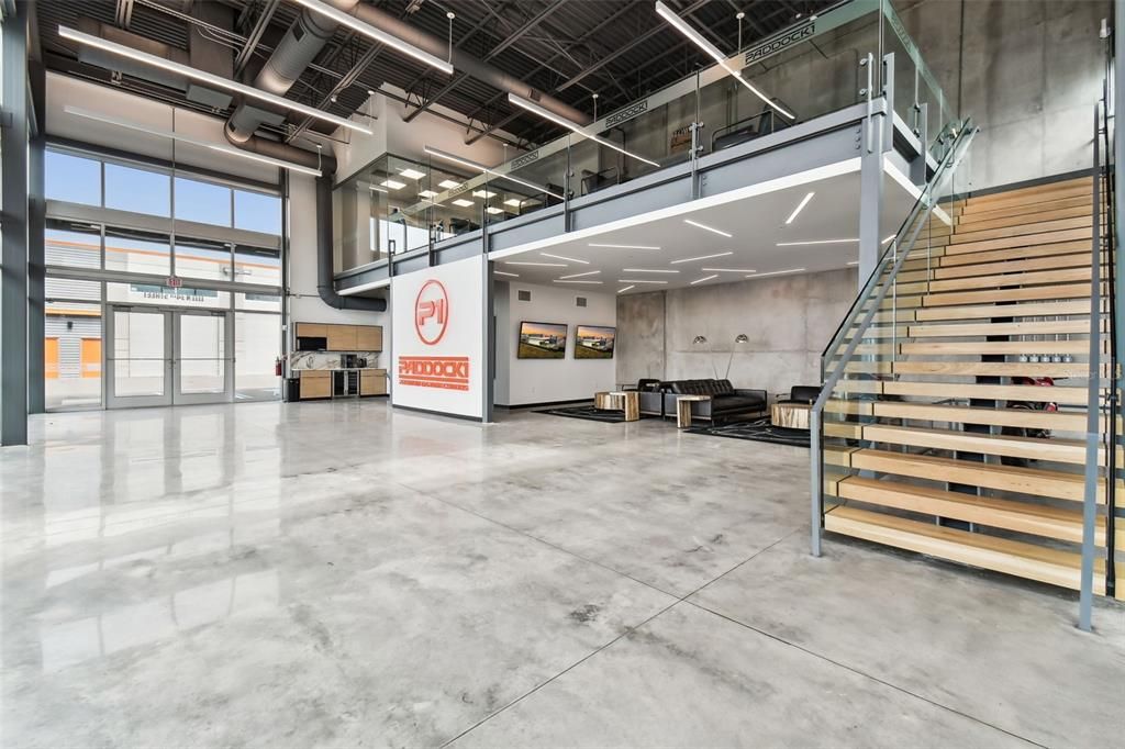 合同活跃: $435,000 (0 贝兹, 0 浴室, 1200 平方英尺)