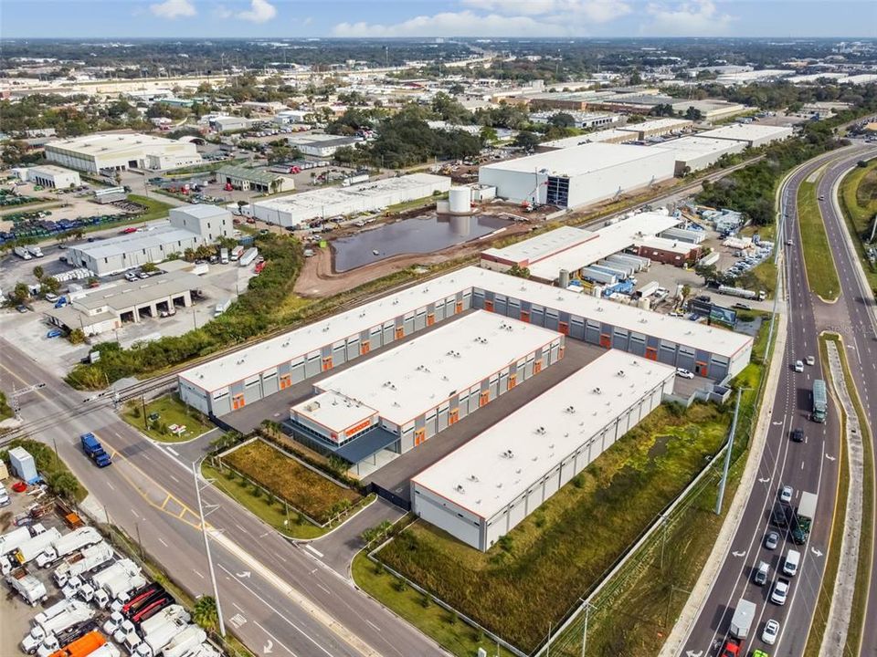 合同活跃: $435,000 (0 贝兹, 0 浴室, 1200 平方英尺)