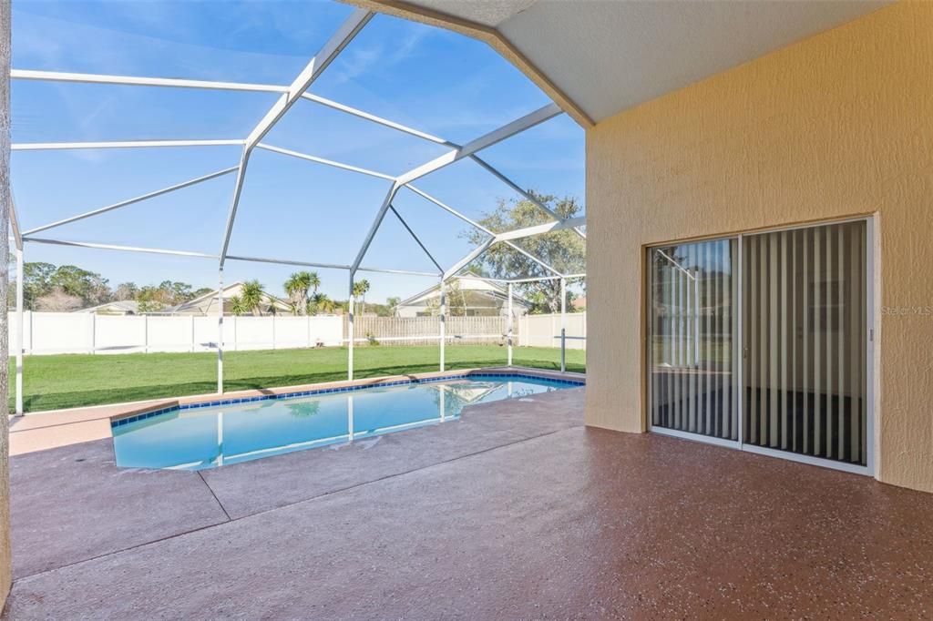 For Sale: $385,000 (4 beds, 3 baths, 1780 Square Feet)