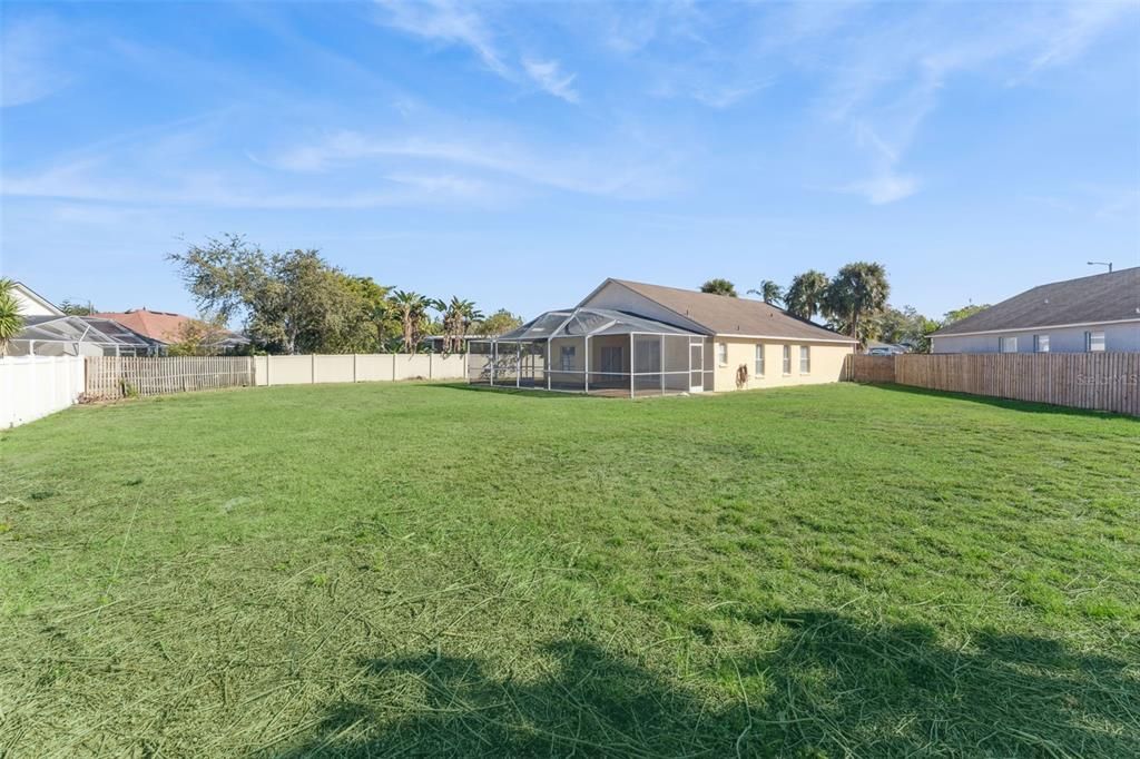 For Sale: $385,000 (4 beds, 3 baths, 1780 Square Feet)