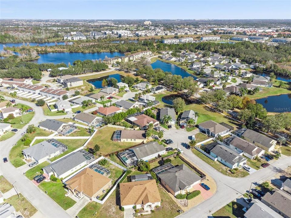 For Sale: $385,000 (4 beds, 3 baths, 1780 Square Feet)