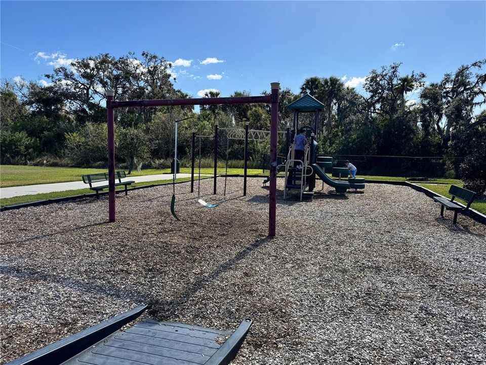 待售: $315,000 (3 贝兹, 2 浴室, 1633 平方英尺)