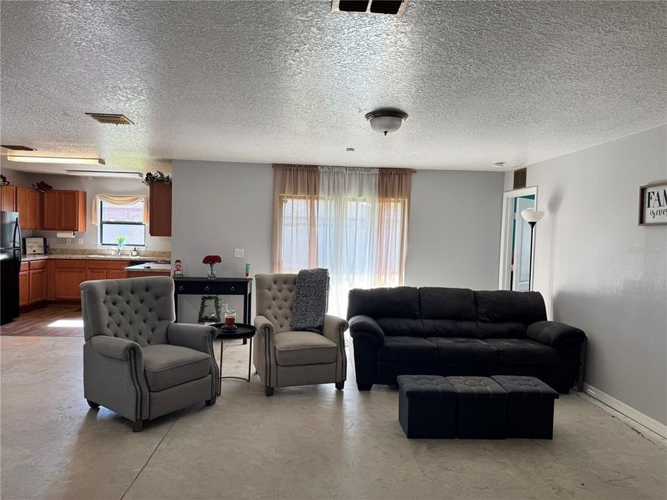 待售: $315,000 (3 贝兹, 2 浴室, 1633 平方英尺)