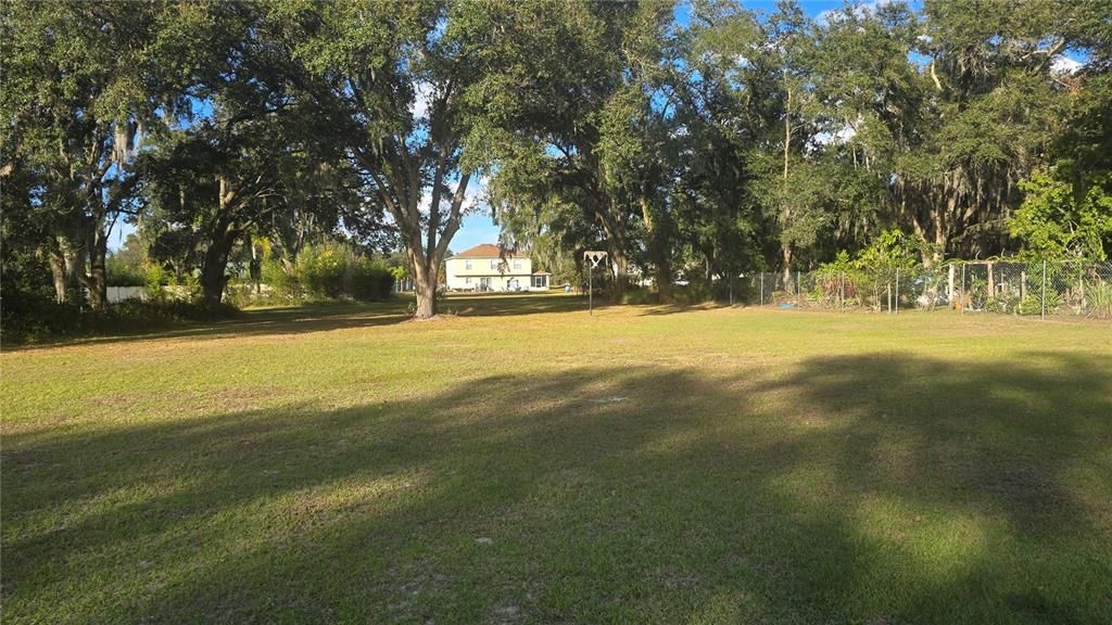 For Sale: $305,000 (3 beds, 2 baths, 1223 Square Feet)