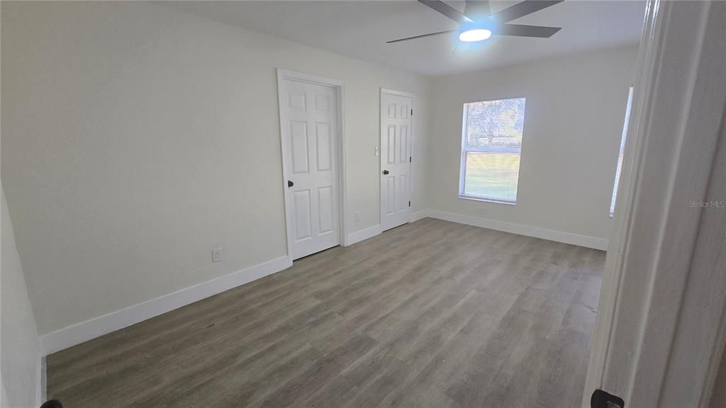 For Sale: $305,000 (3 beds, 2 baths, 1223 Square Feet)