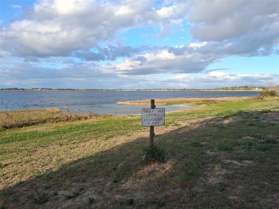 出租: $2,200 (3 贝兹, 1 浴室, 1200 平方英尺)