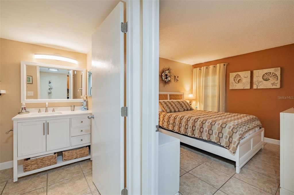 На продажу: $325,000 (1 спален, 1 ванн, 665 Квадратных фут)