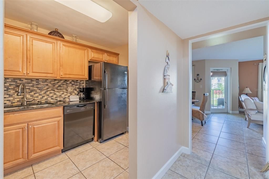 На продажу: $325,000 (1 спален, 1 ванн, 665 Квадратных фут)