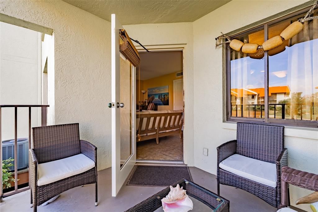 На продажу: $325,000 (1 спален, 1 ванн, 665 Квадратных фут)