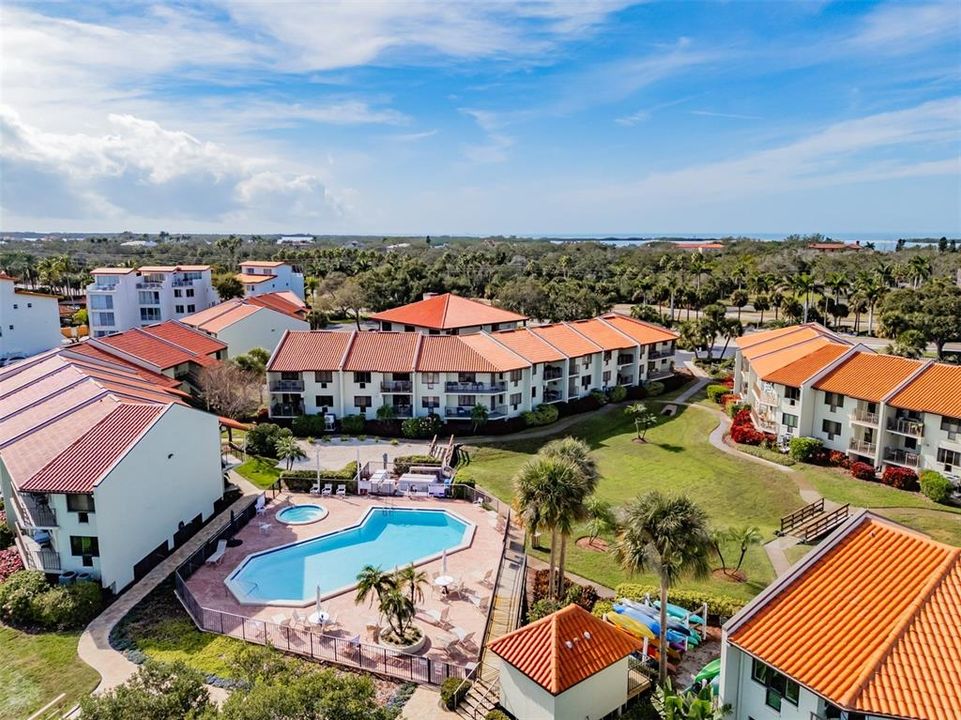 На продажу: $325,000 (1 спален, 1 ванн, 665 Квадратных фут)