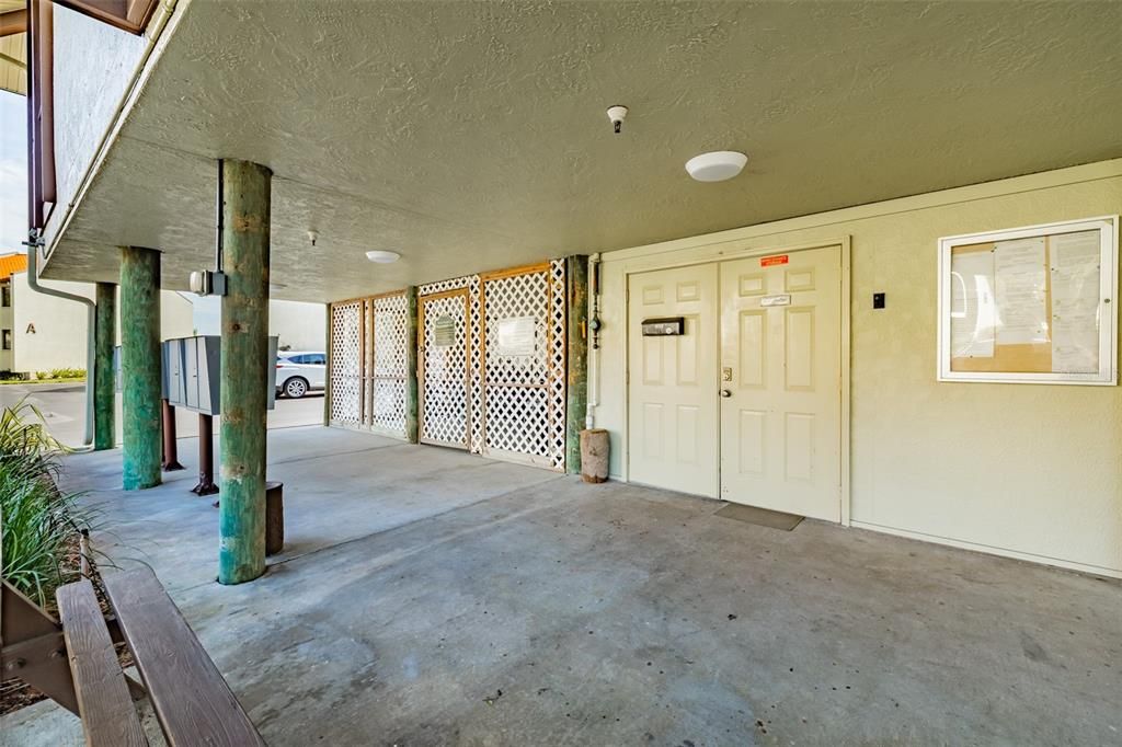 На продажу: $325,000 (1 спален, 1 ванн, 665 Квадратных фут)