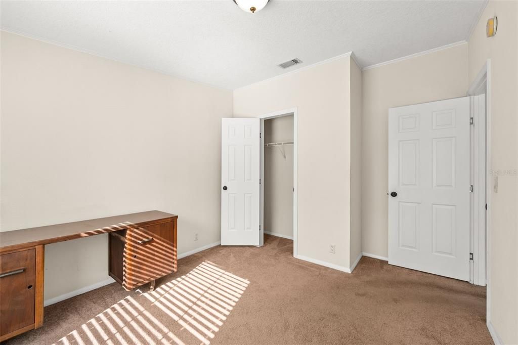 For Sale: $199,000 (4 beds, 2 baths, 1701 Square Feet)