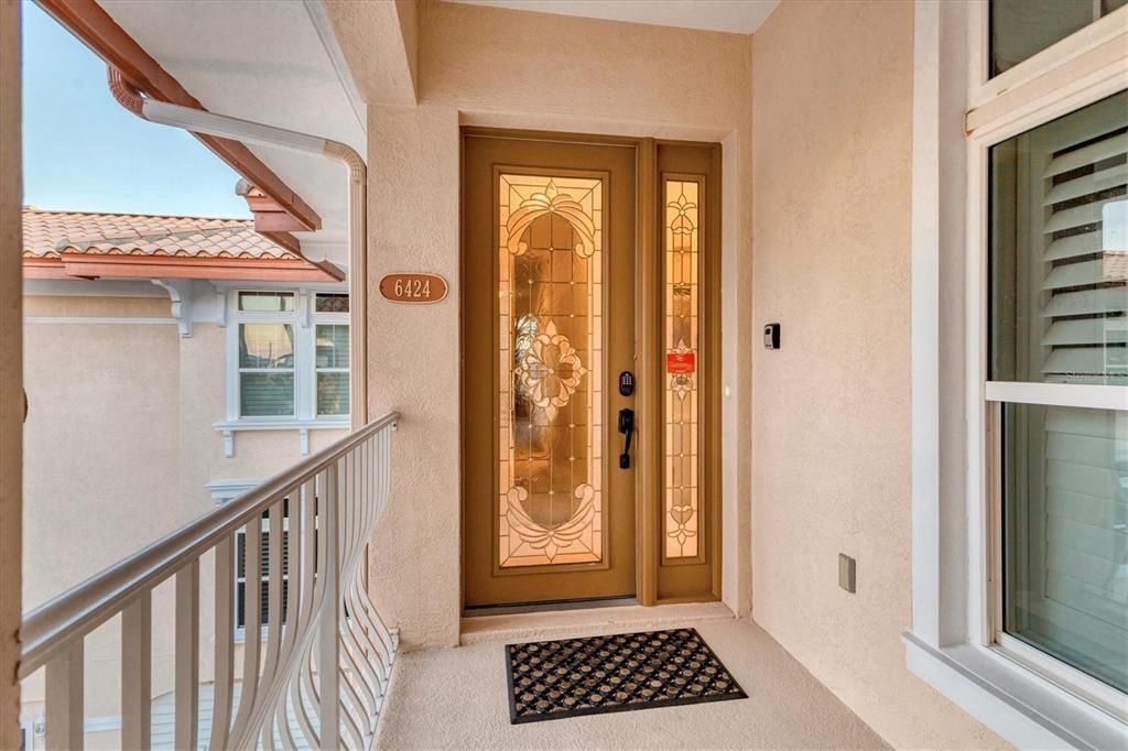 For Sale: $2,295,000 (3 beds, 2 baths, 2132 Square Feet)