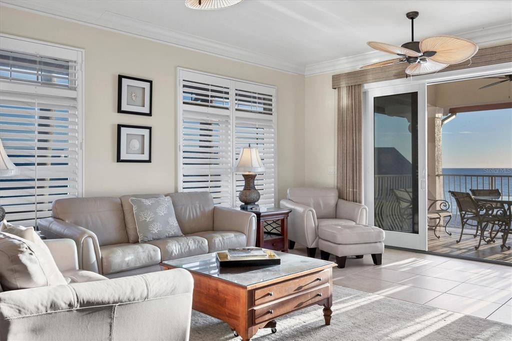 For Sale: $2,295,000 (3 beds, 2 baths, 2132 Square Feet)