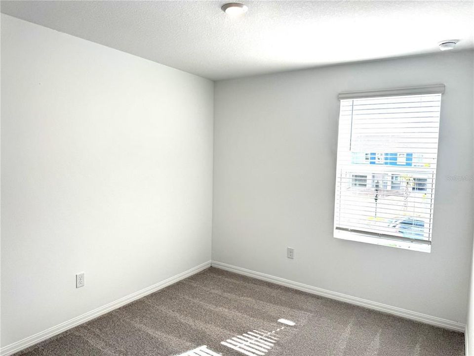 For Rent: $2,150 (3 beds, 2 baths, 1373 Square Feet)