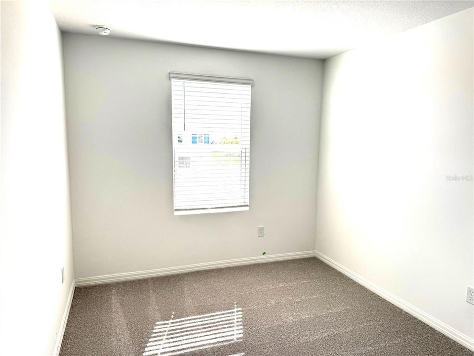 For Rent: $2,150 (3 beds, 2 baths, 1373 Square Feet)