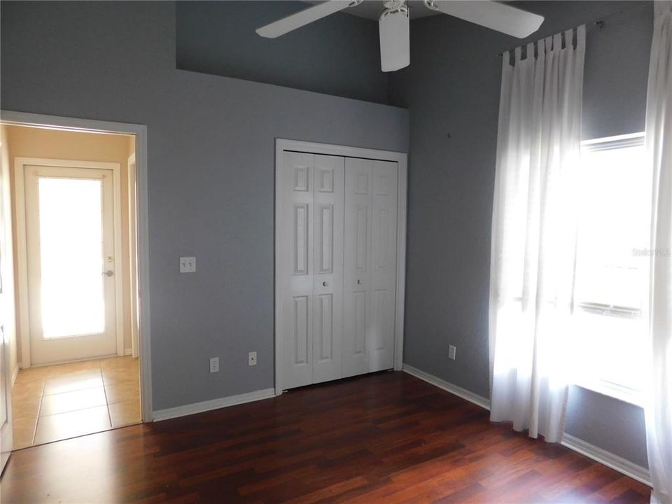 待售: $354,900 (4 贝兹, 3 浴室, 2466 平方英尺)