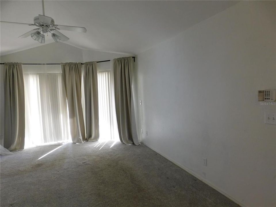 待售: $354,900 (4 贝兹, 3 浴室, 2466 平方英尺)