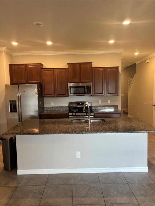 En Renta: $2,075 (3 camas, 2 baños, 1601 Pies cuadrados)