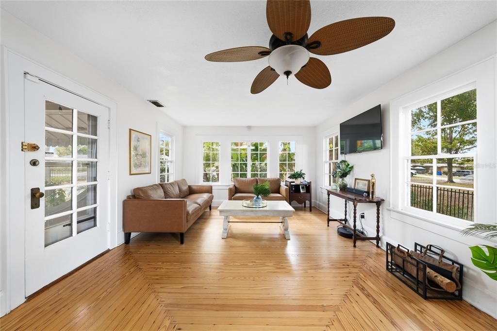 待售: $408,000 (3 贝兹, 2 浴室, 1481 平方英尺)