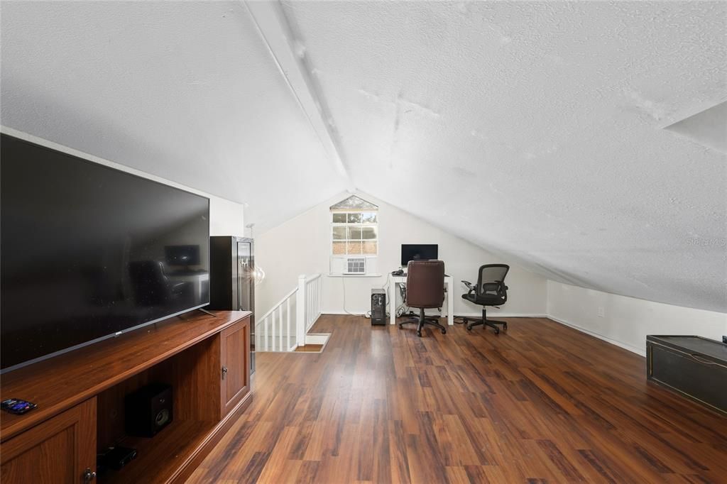 待售: $408,000 (3 贝兹, 2 浴室, 1481 平方英尺)